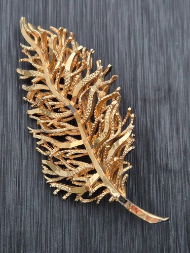 Vintage coro brosche - vintage,