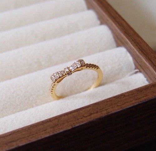 Eleganter schleifen ring - eleganter,